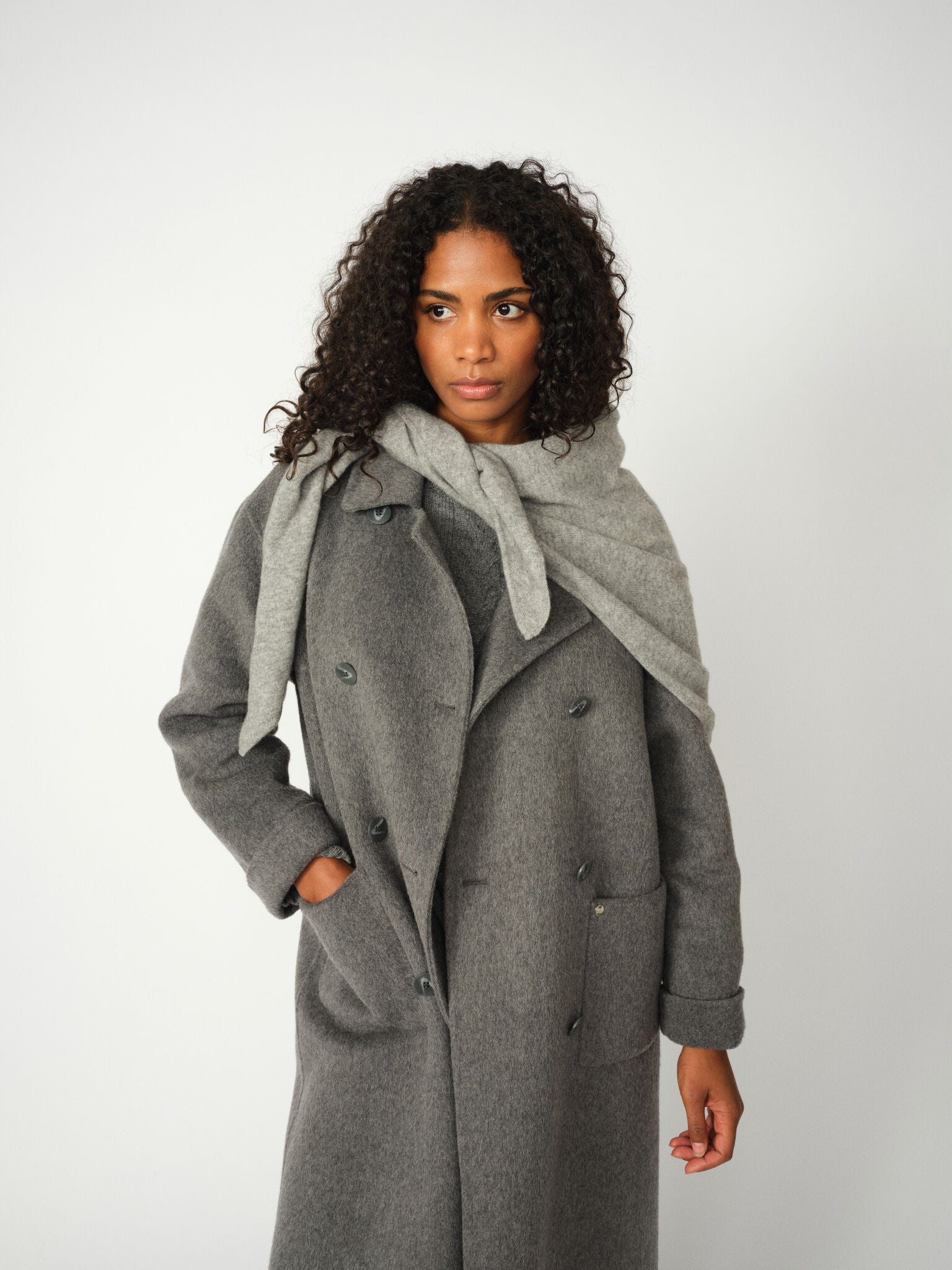 Modelshot / Grey Melange / Detail